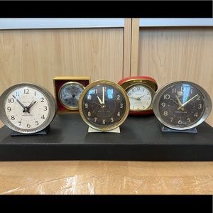 Multi Clock Set